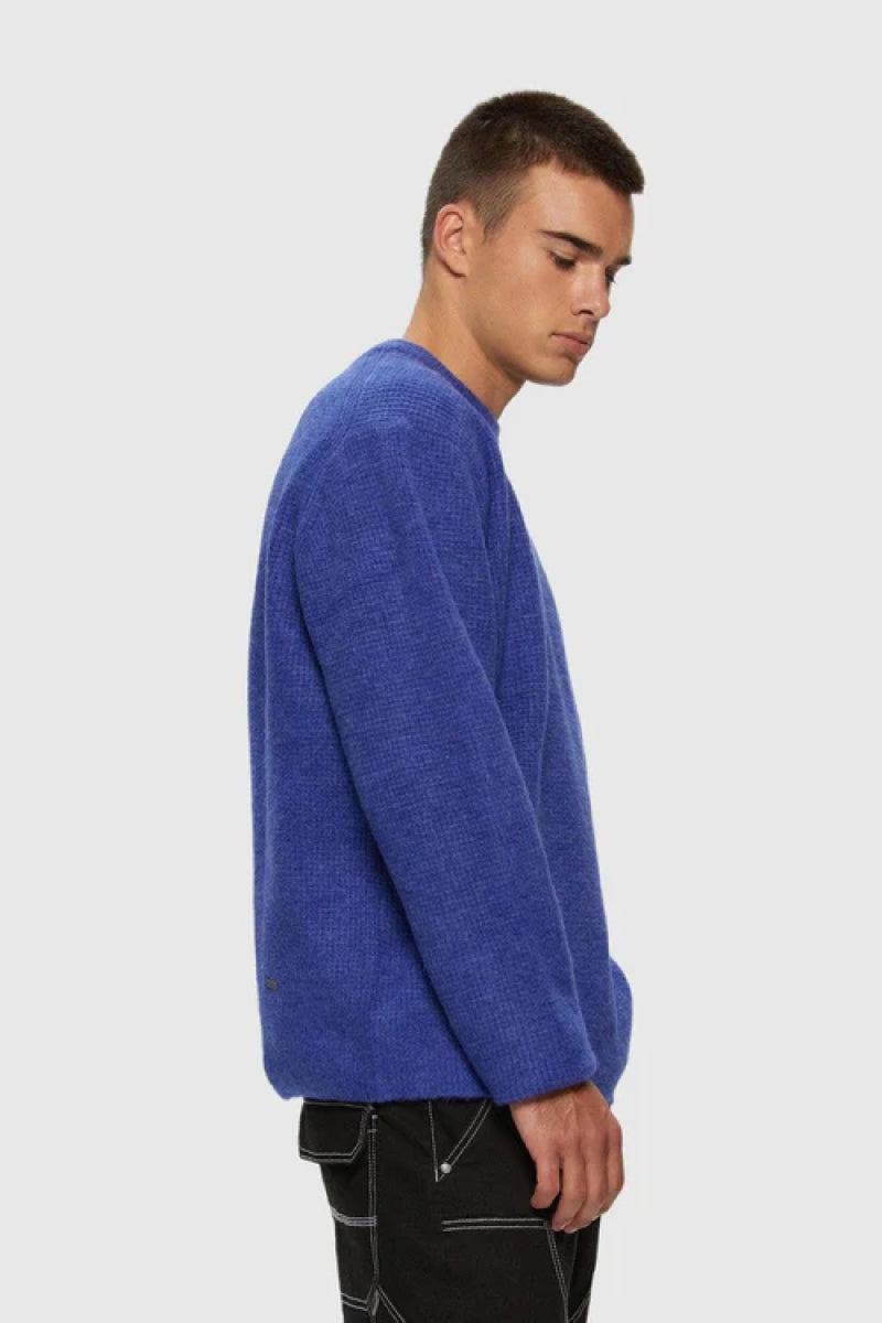 Brushed Knit Crew - BLU