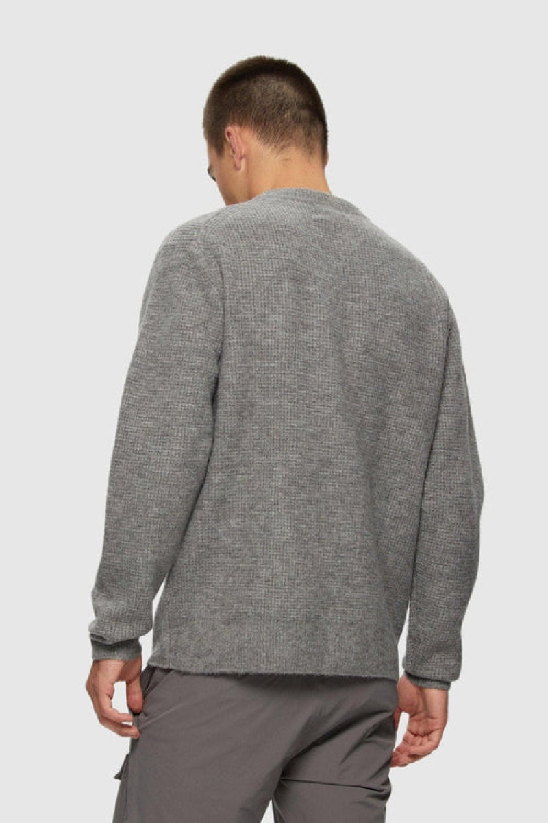 Brushed Knit Crew - GRY