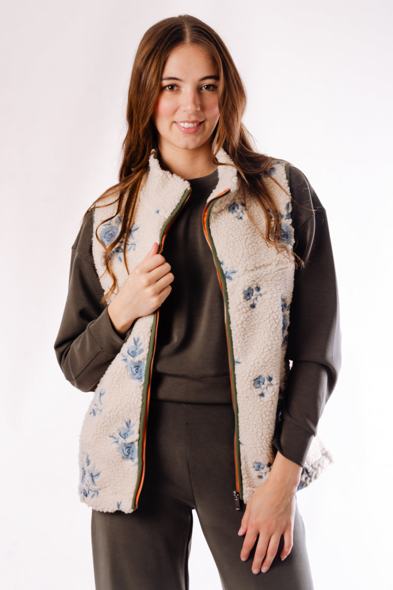 Embroidered Floral Sherpa Vest - CRM