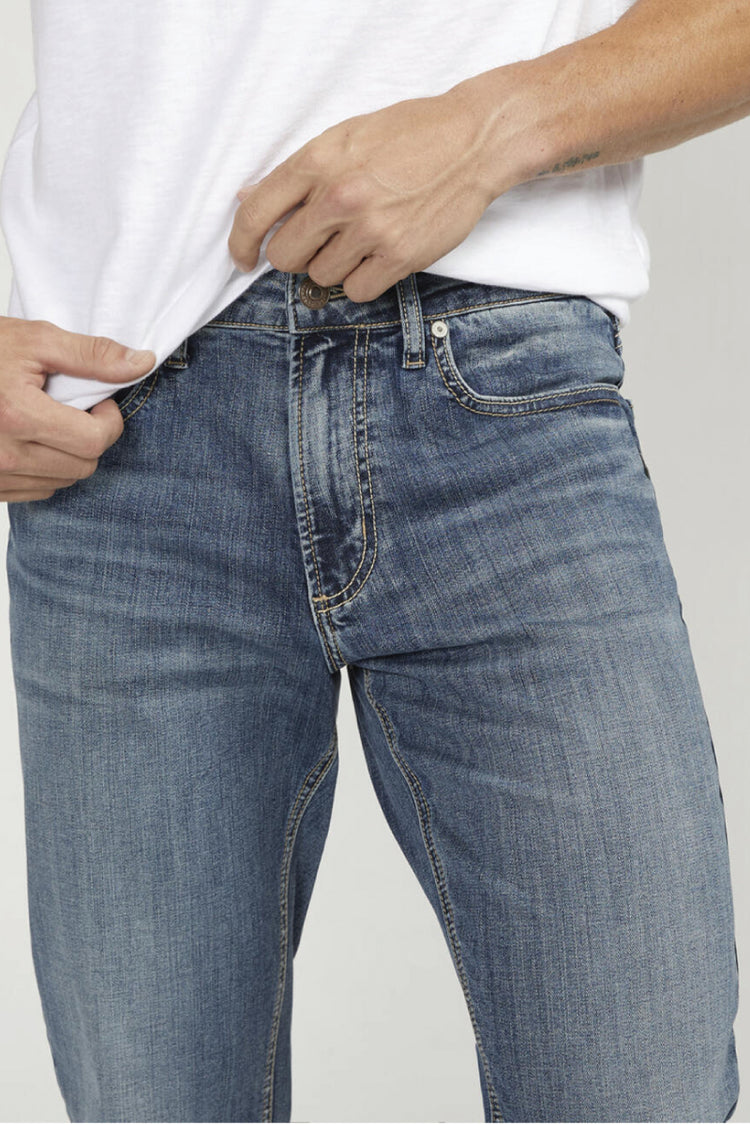 Grayson Easy Fit Straight Jeans - 32