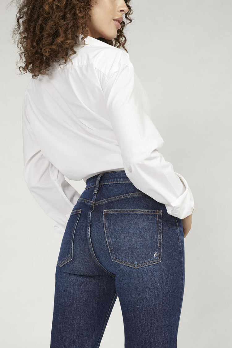 Highly Desirable Straight Leg Jeans - 30