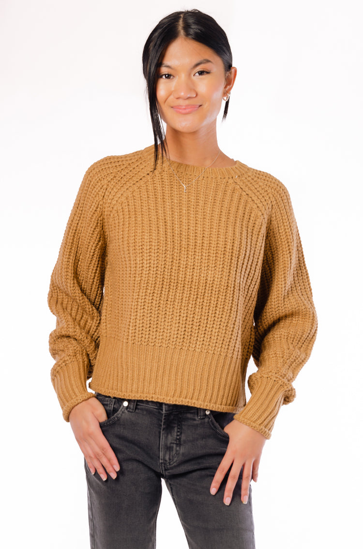 Ribbed Crew Sweater - CAM