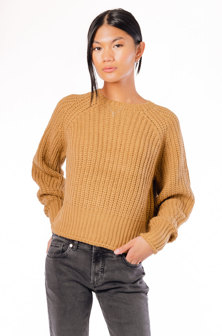 Ribbed Crew Sweater - CAM