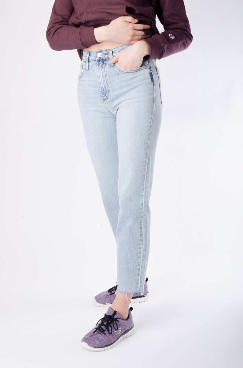 Highly Desirable Straight Leg Jeans - IND