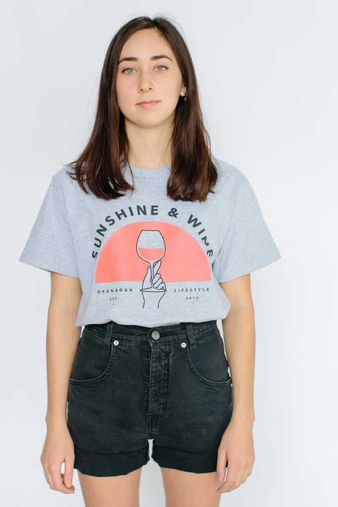 Unisex Sunshine And Wine Tee - GREY