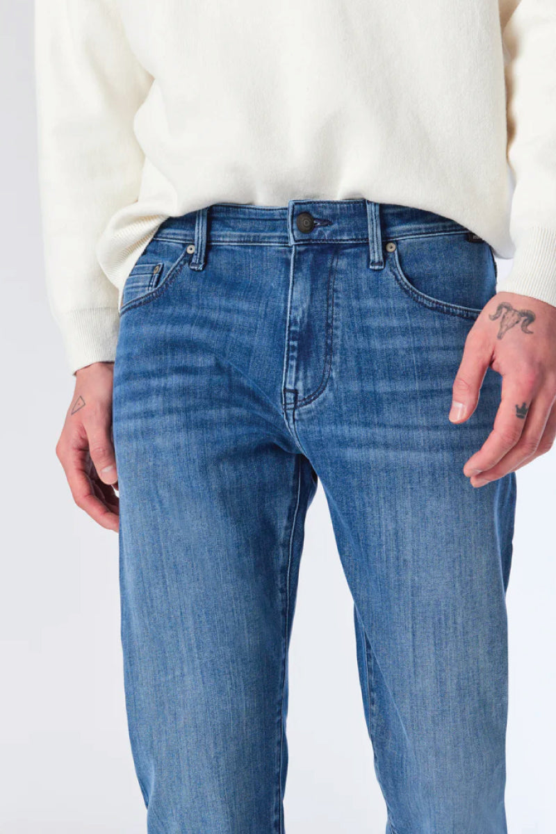 Zach Straight Leg Jeans - 34